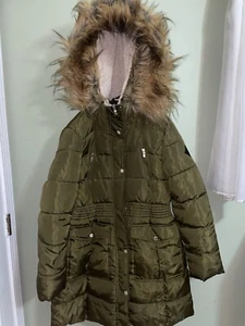 Steve Madden Coat/ Dark Green Military Look 🔥TRENDING🔥 DESIGNER BRAND🧥 - Picture 1 of 1
