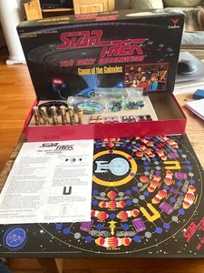 STAR TREK THE NEXT GENERATION GAME OF THE GALAXIES - KOMPLETT - LEICHTE VERWENDUNG - 1993 - SCHÖN! - Bild 1 von 2
