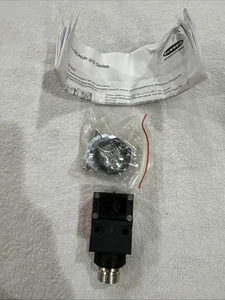 Banner Engineering SM2A912DSRQD  VALU-BEAM Retroreflective Sensor - Picture 1 of 4