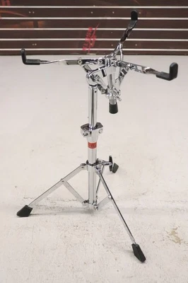 Soporte de tambor Ludwig Accent con refuerzo único Foto 1 de 4