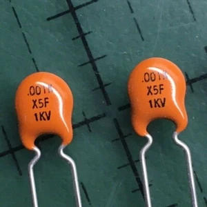 Sprague Cera-Mite Condensatore Disco Ceramica 1000pf 1000v 10% 10TSD10,001uF 25pz - Foto 1 di 3