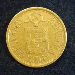 1987 Portugal 10 Escudos Coat of Arms Rope Knot over Shield stained glass 23.5mm - Picture 1 of 10