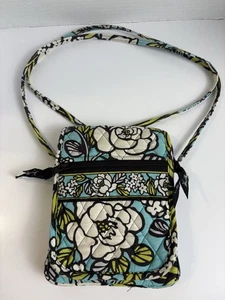 Vera Bradley Island Blooms Triple Zip Hipster Crossbody Bag Quilted Cotton - Picture 1 of 9