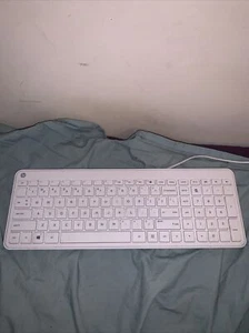Computer Keyboard HP Wired White Slim PC Model KBAH21 USB - Picture 1 of 5