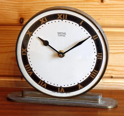 VINTAGE 21cm Smiths Mantel Clock - Retro Mid Century Bakelite Desk Clock Gift - Image 1 of 4