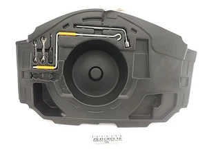 Lexus IS300 SEDAN Trunk Spare Tool Kit With Tray Fits 2001-2005 01 02 03 04 05 - Picture 1 of 12