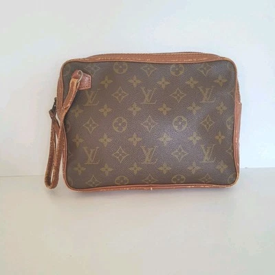 Bolso sin asas deportivo Louis Vuitton con monograma y cremallera vintage  Foto 1 de 4