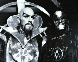 Film Autograph: PETER WYNGARDE (Flash Gordon) Signed Photo - Imagen 1 de 1