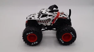 Spin Master Monster Jam escala 1/64 Monster Mutt Dálmata - Imagen 1 de 4