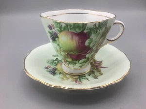 Clarence Bone China Teacup & Saucer Light Green Gold Trim Fruit Vintage England - Picture 1 of 16