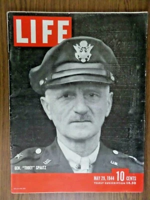 1944 Life Magazine May 2 WW II  General Tooey Spaatz 5000 Fortress Seattle Foto 1 de 4
