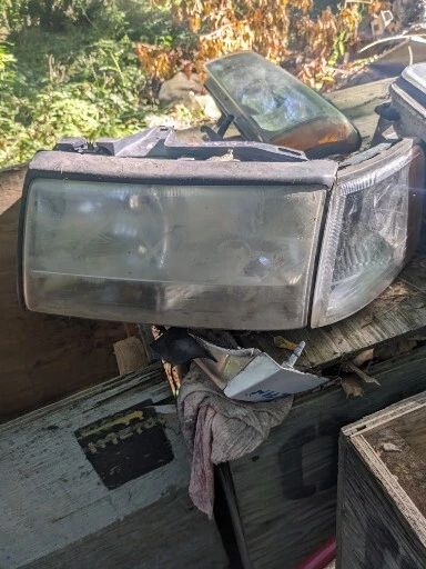 1997-1999 Cadillac Deville LH Left Driver Headlight Assembly - Image 1 of 4