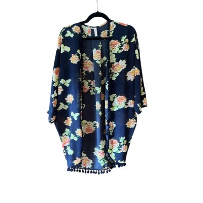 Kimono encubrimiento manga larga multicolor con estampado floral Xhilaration para mujer talla XS Foto 1 de 4