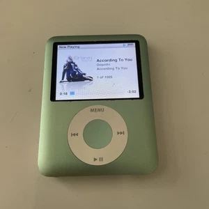 Apple iPod Nano 8GB - 3. Generation - Grün (MB253) - Bild 1 von 5