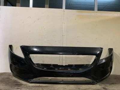 Parachoques delantero original Volvo V40 31283732 desde 2012 Foto 1 de 4