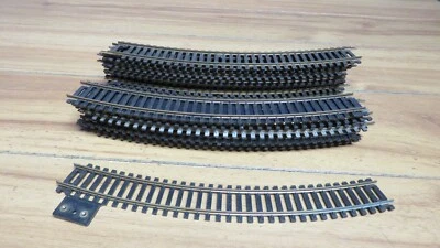 MIXED HO SCALE BRASS CURVE TRACK 25  PCS  613793 - Image 1 of 3