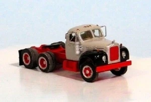 HO 1:87 Modelos a escala Sylvan # V-102 - 1953-65 Mack B-61 eje tándem kit cabina corta - Imagen 1 de 1