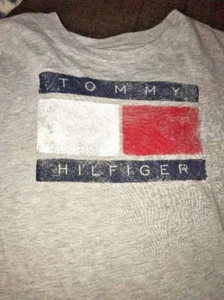 Vintage Tommy Sports Tommy Hilfiger KIDS CL SIZE 7 Shirt Big Box Logo b13 - Picture 1 of 4