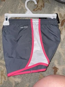 NWT Girls Youth Nike Dri Fit Tempo Athletic Shorts 267358 Cool Gray Size 6X - Picture 1 of 4