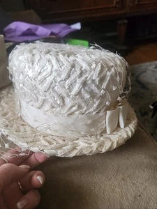 Vintage 1960's Off White Ladies Hat Union Made UNION USA Netting Folded - Picture 1 of 6
