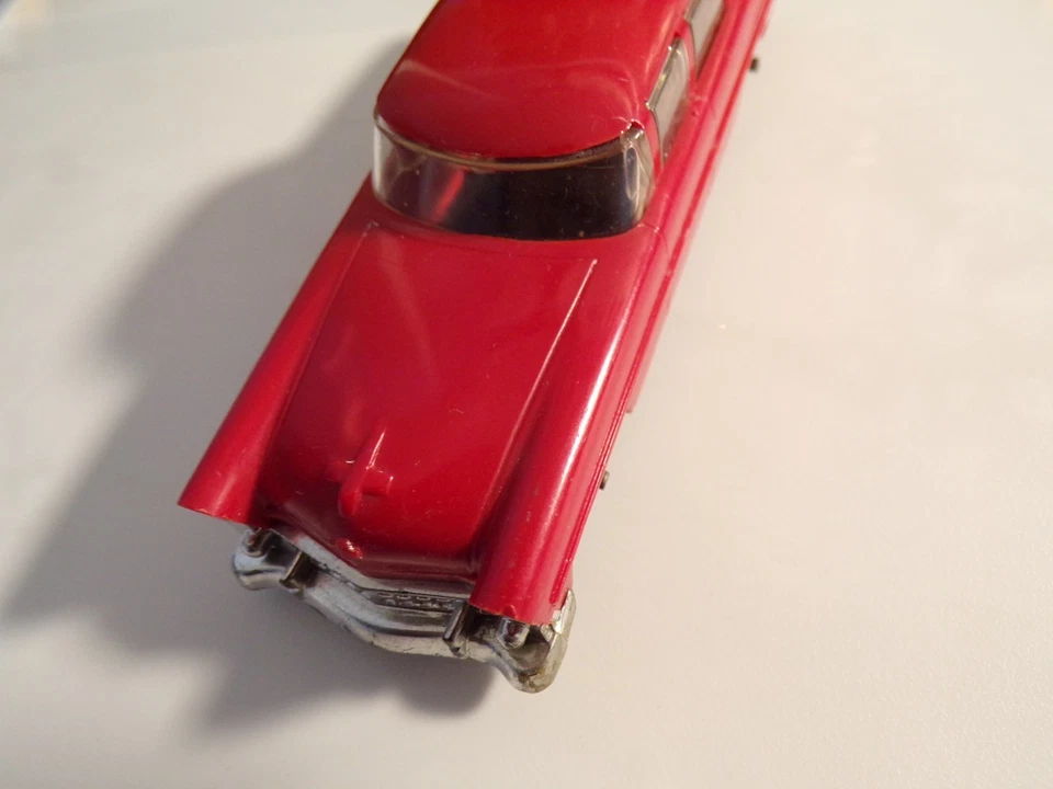 Lionel original automobile for 6414 6424 auto carriers 100% original Red 1950's - Image 1 of 4