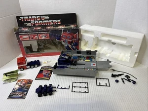 VINTAGE 1984 G1 Optimus Prime Transformers 100% Complete Original With Box - Picture 1 of 19