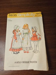 DE COLECCIÓN Simplicity 6635 Patrón Talla 1 Niño Pequeño Vestido Delantal y Sombrero Holly Hobbie - Imagen 1 de 1