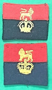 BRITISH ARMY - WAR OFFICE CONTROLED UNITS - PAIR OF TUCH SHOULDER BADGES - Bild 1 von 2