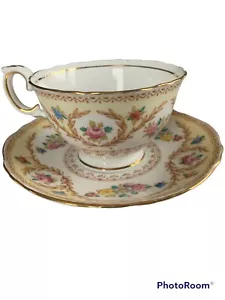 Crown Staffordshire Teacup & Saucer Set F-15744-Fine Bone China, Made In England - Picture 1 of 5