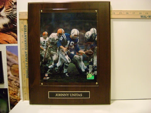 NFL JONNY UNITAS BALTIMORE COLTS 12x15 WOOD PLAQUE Cover