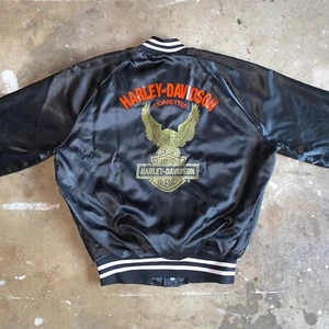 70s - 80s VINTAGE HARLEY DAVIDSON CIGARETTES BLACK NYLON BOMBER JACKET SZ M - Picture 1 of 10