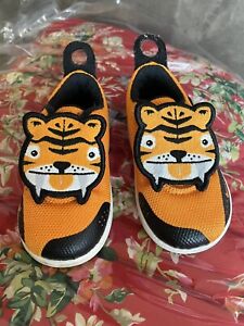 Nike baby Kevin Durant little big cat orange tennis shoes 6C