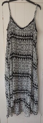 Vestido A.N.A A New Approach Mujer Negro/Blanco Estampado Alto Bajo Forrado Talla XL NUEVO CON ETIQUETAS Foto 1 de 4