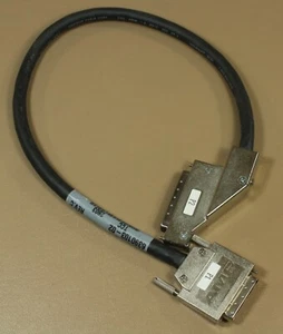 QUANTUM 6390103-02 SCSI Kabel 0,5m 68-fach rechtwinklig auf VHDCI - Bild 1 von 5