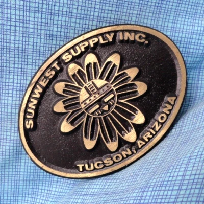 Hebilla de cinturón promocional Sunwest Supply Tucson AZ L E latón de colección años 90 DynaBuckle. TAZ964 Foto 1 de 4