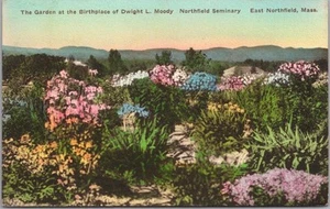East Northfield, Massachusetts Postcard Seminary / Garden View - Coloreado a mano - Imagen 1 de 2