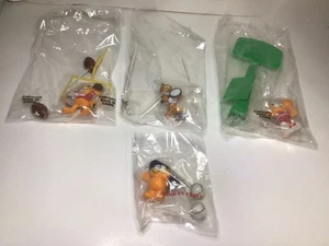 Juego de 4 figuras temáticas deportivas Garfield adornos para pasteles béisbol fútbol americano y más - Imagen 1 de 22