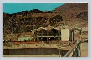 Postcard Visitors Rocky Reach Dam Wenatchee Washington - Picture 1 of 2