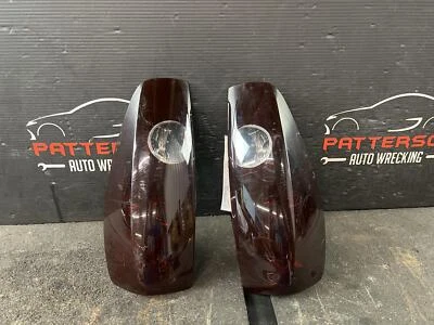 2004-2012 GMC CANYON PAR DE LÂMPADAS TRASEIRAS DE LENTES FUMÊ ESQUERDA E DIREITA AFTERMARKET - Imagem 1 de 4