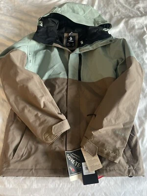 Volcom - L INS Gore-Tex Snowboard/Ski Jacket - Agave NWT Sz S $395 - Image 1 of 4