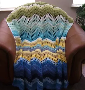 NEW HAND CROCHET BLUE GREEN YELLOW MULTI COLOR RIPPLE AFGHAN LAP BLANKET THROW - Picture 1 of 6