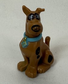 Scooby-Doo Series Lego Minifigure ~ Scooby-Doo w/Goggles (75901-1)