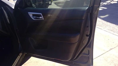 Used Front Right Door Interior Trim Panel fits: 2015 Nissan Pathfinder  Grade A — 第 1/4 张图片
