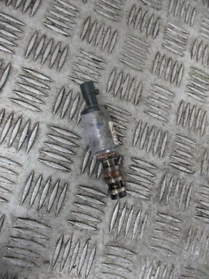 Válvula de control del árbol de levas Fiat 500 2015 1.2 gasolina 55209166 fabricante de equipos originales Foto 1 de 4