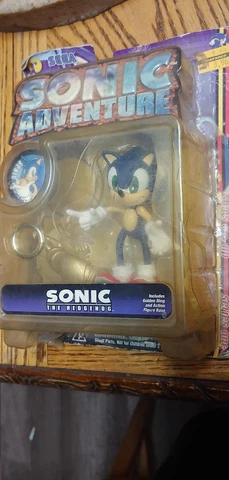 RARE ReSaurus Sega 1999 Sonic the Hedgehog Sonic Adventure Action Figure VTG NIB Cover