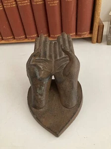 Unikat Vintage • Gusseisen in Form von Händen • Visitenkarten/Handyhalter - Bild 1 von 4