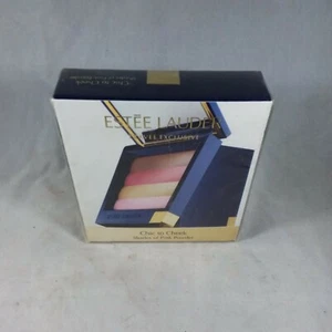 Tonos de polvo rosa exclusivos de viaje de Estee Lauder Chic to Cheek - Imagen 1 de 3