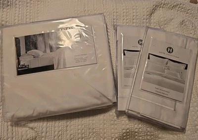 Hotel Collection Italian Percale  Twin sheet set 2 Pillow Cases  White   - Image 1 of 4