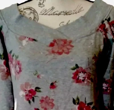 Vestido Maurices S Nuevo Gris Floral Retro Polar Se Puede Usar Fuera del Hombro Pequeño Nuevo con Etiquetas Foto 1 de 4