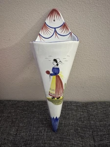 H B HENRIOT Quimper Frankreich Fayence Wand Taschenvase bretonische Frau 9 3/4" neuwertig! - Bild 1 von 12